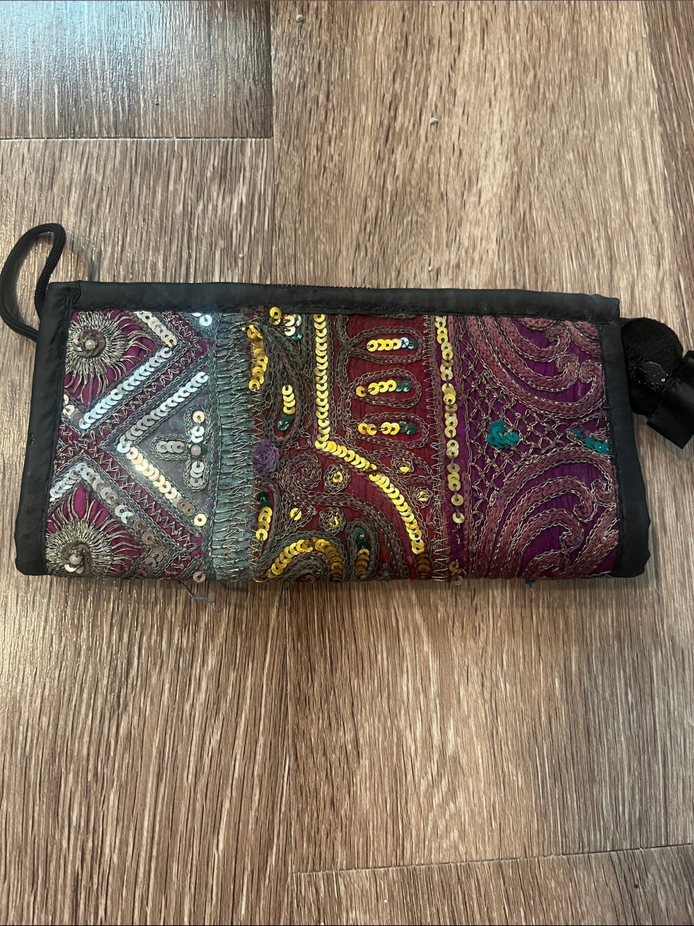 Boho Embroidered Sequined Clutch Wallet - Multicolor